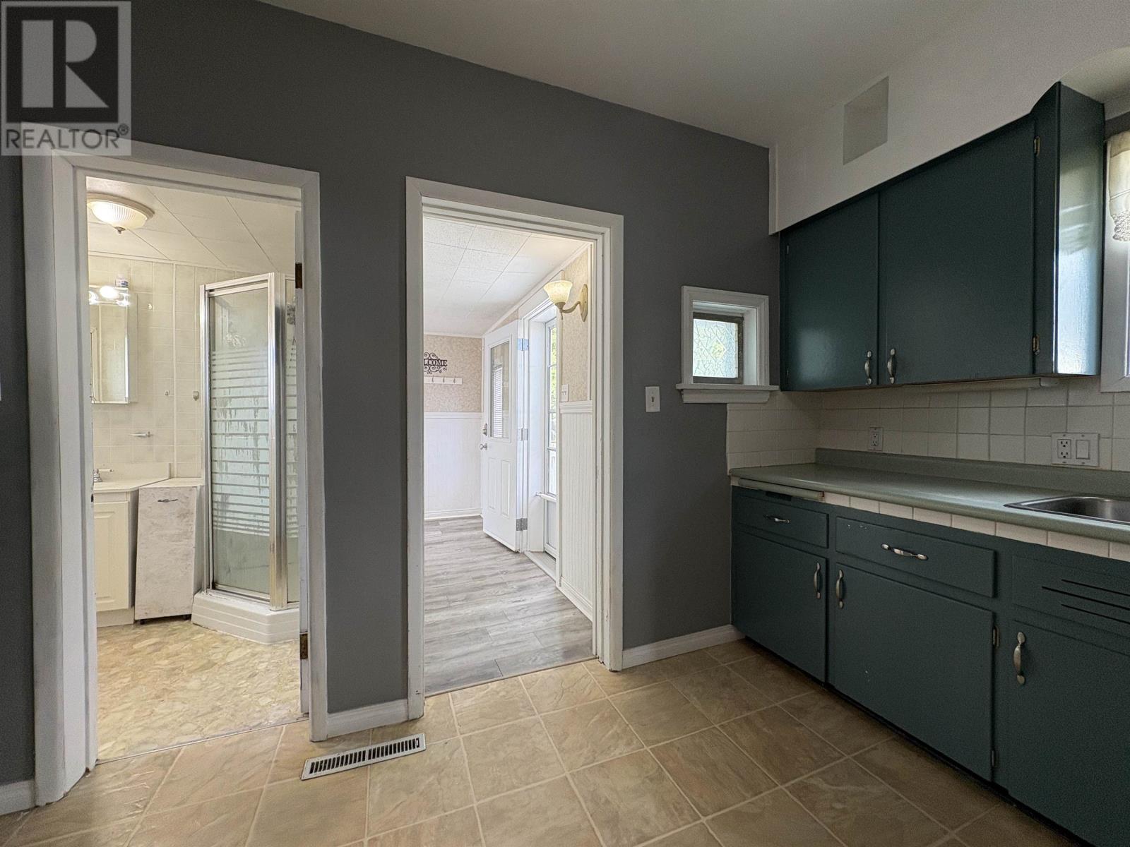 240 Third St W, Fort Frances, Ontario  P9A 3A5 - Photo 11 - TB2602405