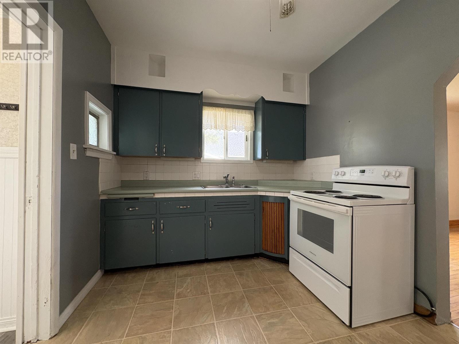 240 Third St W, Fort Frances, Ontario  P9A 3A5 - Photo 9 - TB2602405