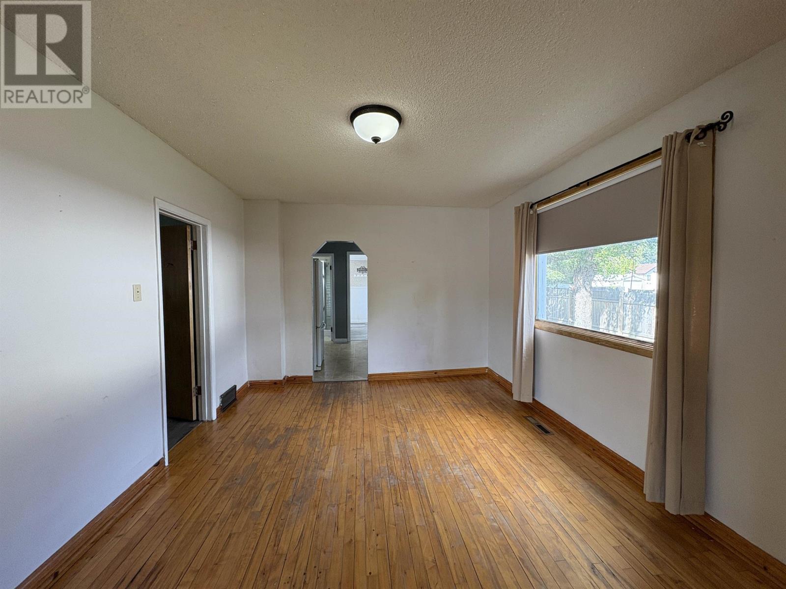 240 Third St W, Fort Frances, Ontario  P9A 3A5 - Photo 4 - TB2602405
