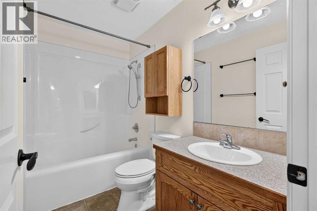 219 Hillcrest Boulevard, Strathmore, Alberta  T1P 1Z6 - Photo 23 - A2319926