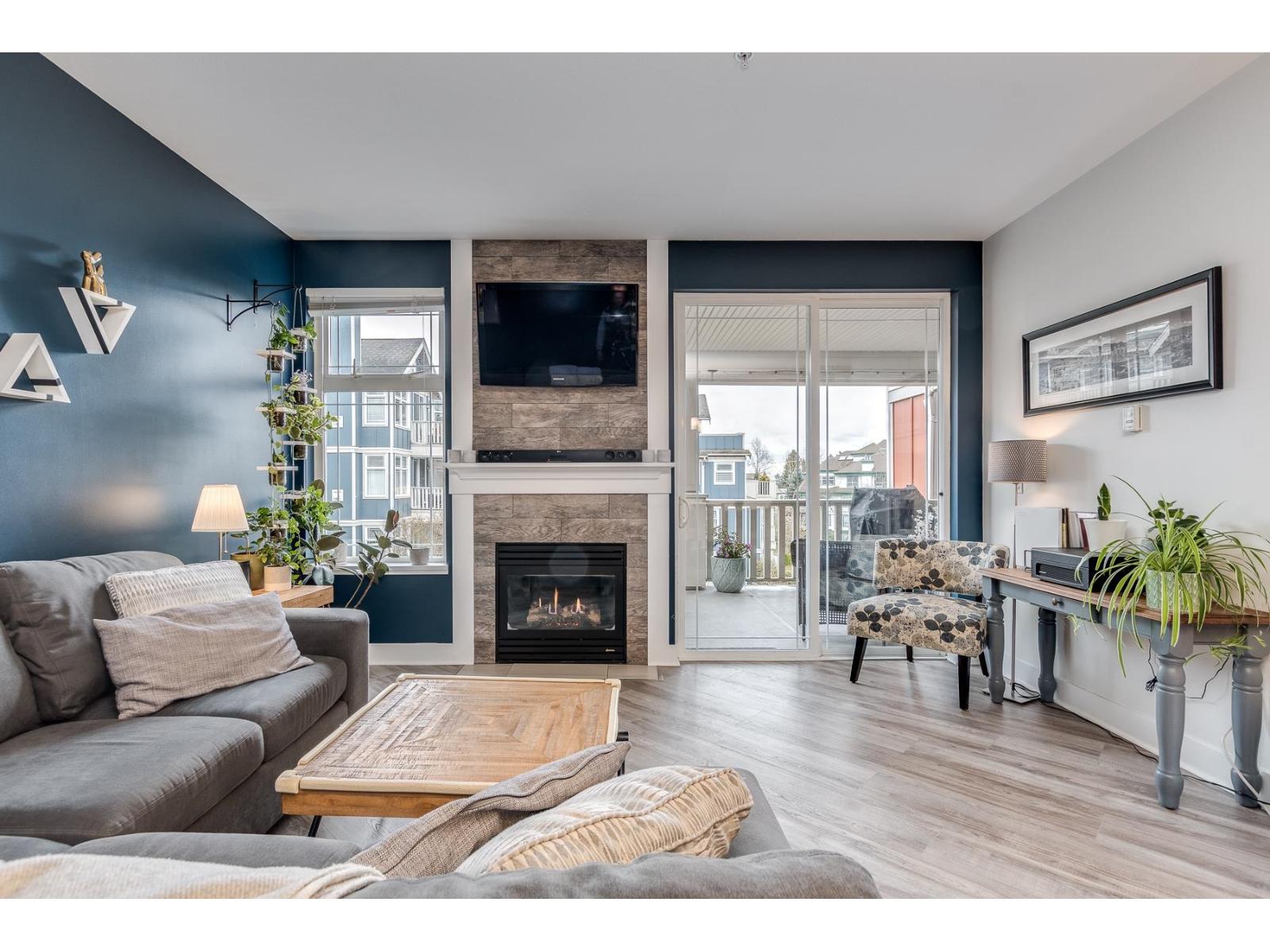307 15368 16a Avenue, Surrey, British Columbia  V4A 1S9 - Photo 5 - R3157817