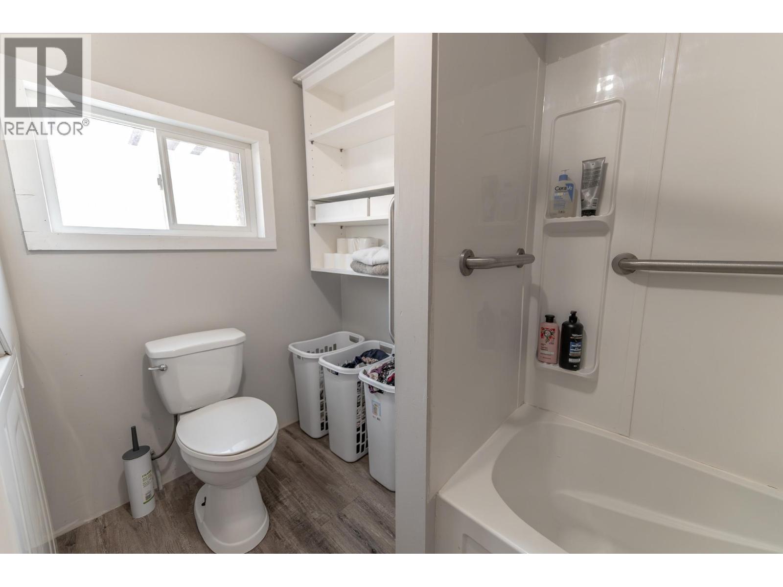 8909 Grainger Road, Canal Flats, British Columbia  V0B 1B0 - Photo 19 - 10397280