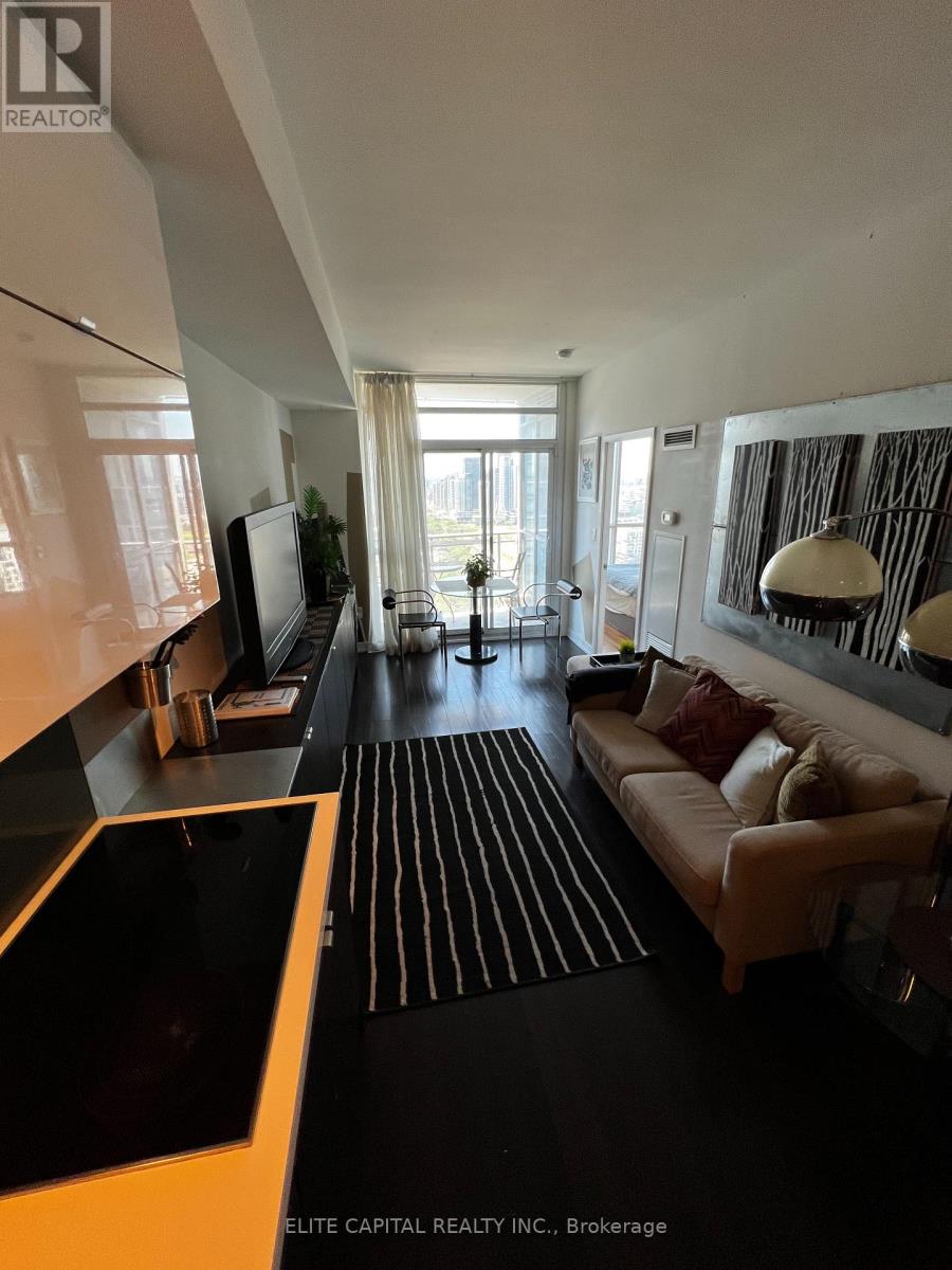 3610 - 21 Iceboat Terrace, Toronto, Ontario M5V 4A9 - Photo 5 - C13701082