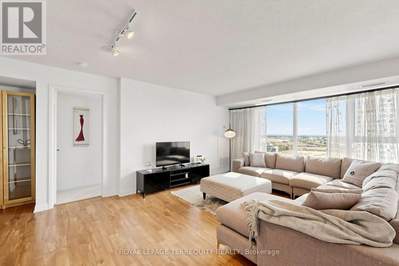 2105 - 25 Town Centre Court, Toronto, Ontario  M1P 0B4 - Photo 11 - E13701084