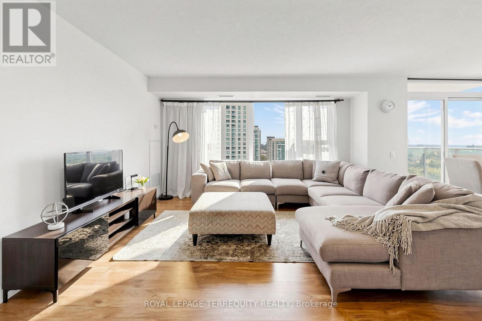 2105 - 25 Town Centre Court, Toronto, Ontario  M1P 0B4 - Photo 12 - E13701084
