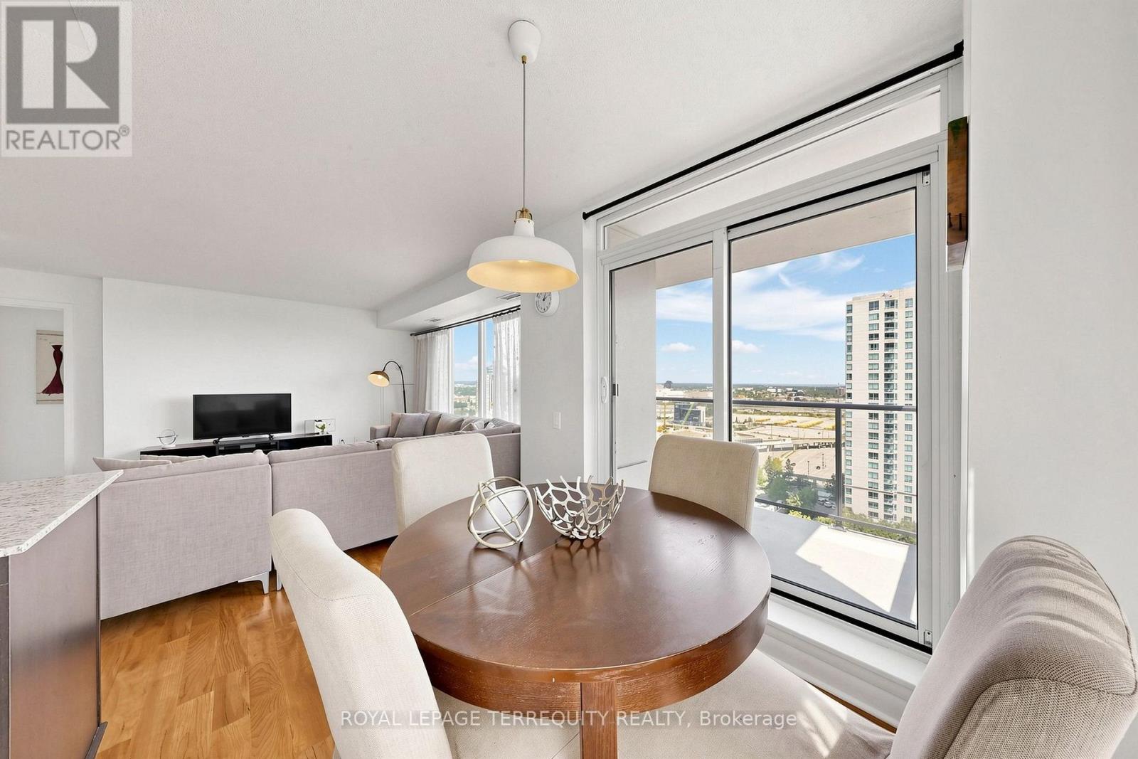 2105 - 25 Town Centre Court, Toronto, Ontario  M1P 0B4 - Photo 16 - E13701084