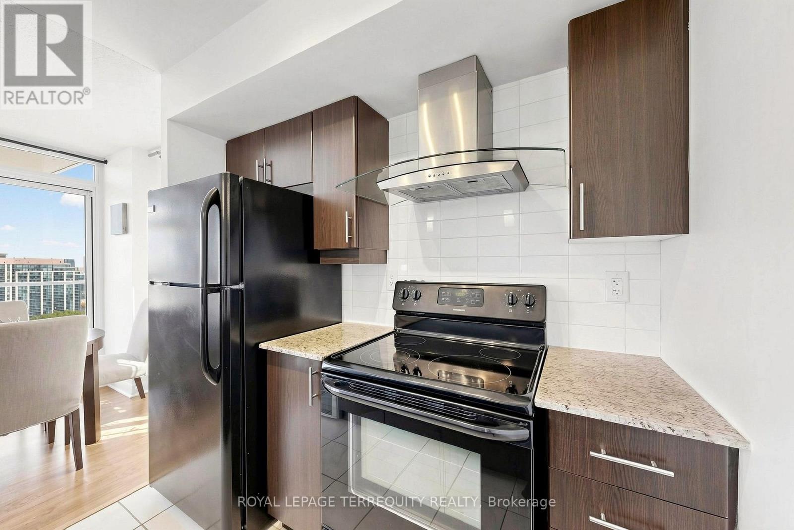 2105 - 25 Town Centre Court, Toronto, Ontario  M1P 0B4 - Photo 19 - E13701084