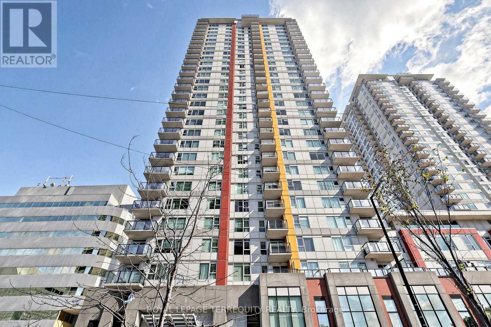 2105 - 25 Town Centre Court, Toronto, Ontario  M1P 0B4 - Photo 3 - E13701084