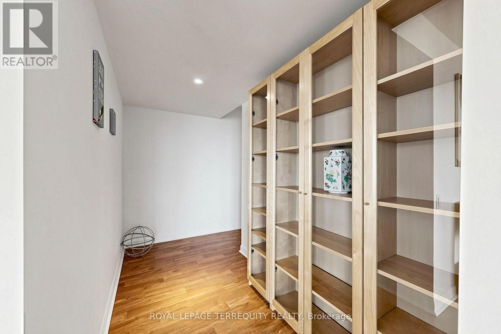 2105 - 25 Town Centre Court, Toronto, Ontario  M1P 0B4 - Photo 37 - E13701084