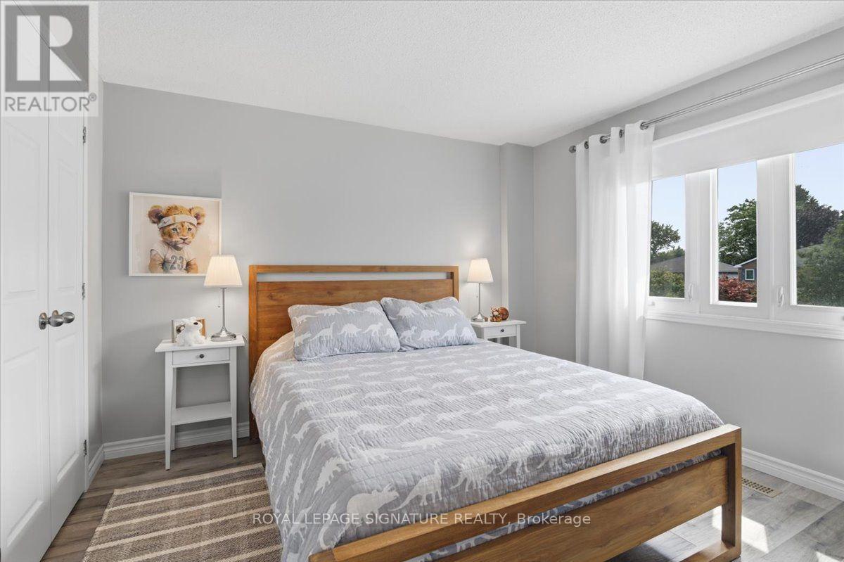 50 Lumsden Crescent, Whitby, Ontario  L1R 1G5 - Photo 19 - E13701106