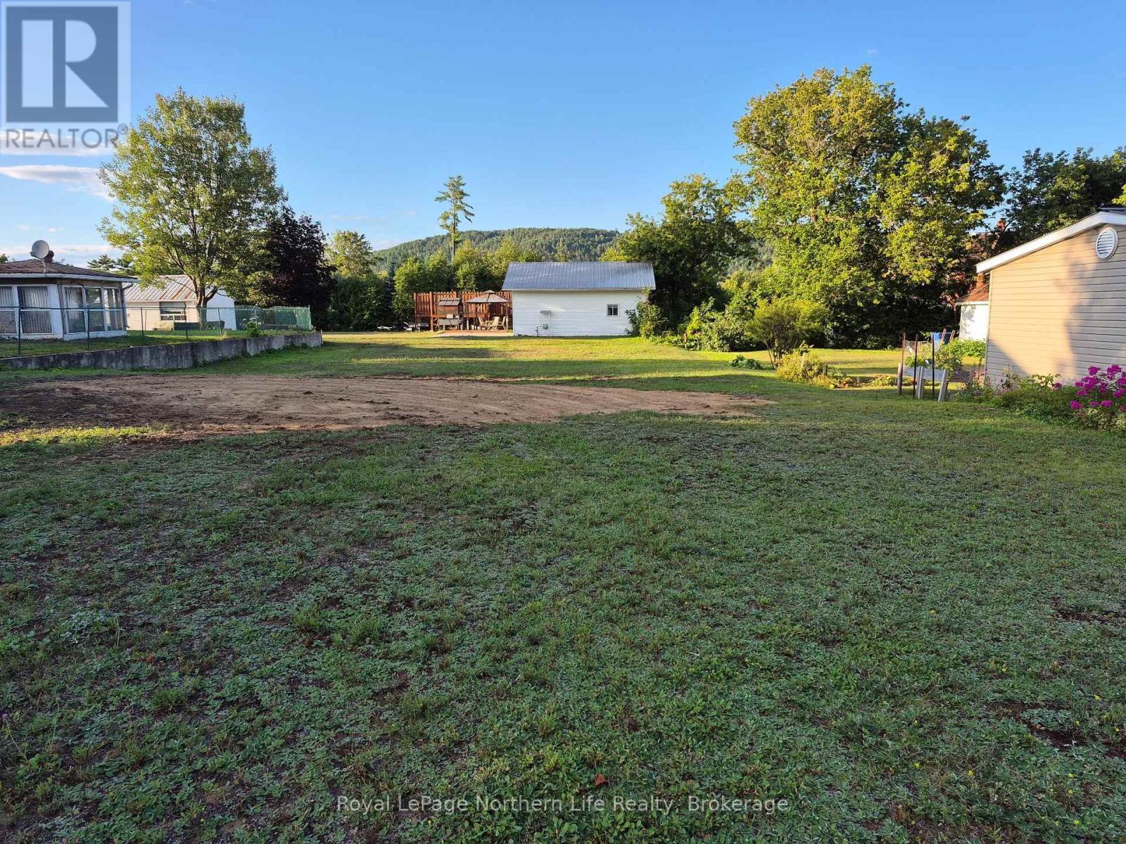 383 PARK STREET, Mattawa, Ontario
