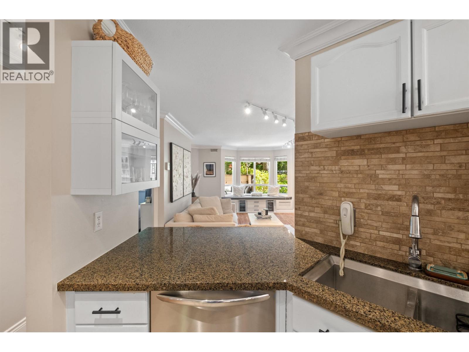 102 123 E 6th Street, North Vancouver, British Columbia  V7L 1N9 - Photo 11 - R3157826