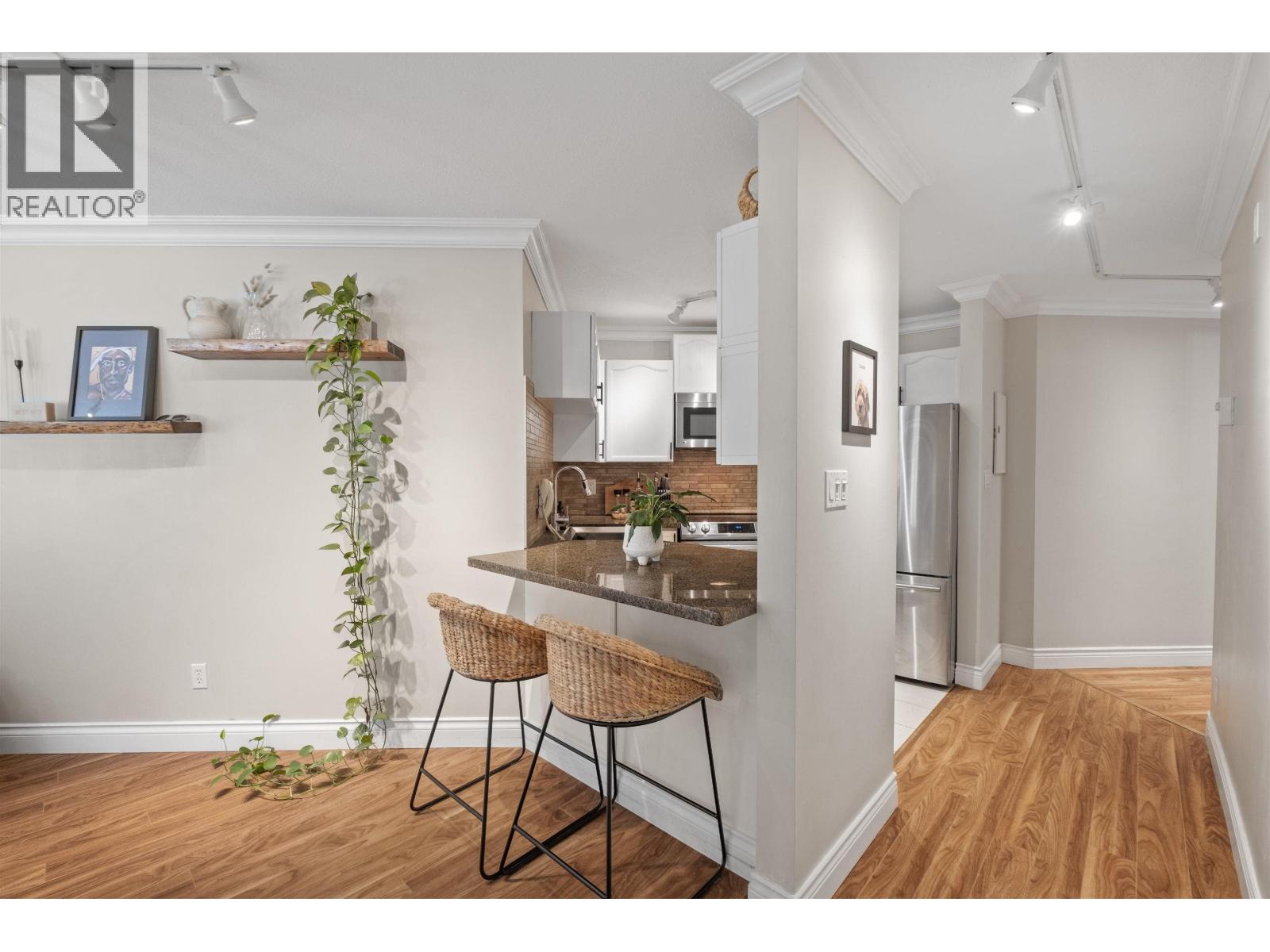 102 123 E 6th Street, North Vancouver, British Columbia  V7L 1N9 - Photo 12 - R3157826