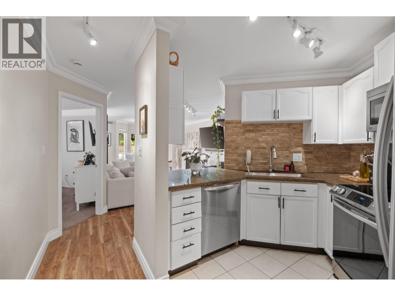 102 123 E 6th Street, North Vancouver, British Columbia  V7L 1N9 - Photo 13 - R3157826