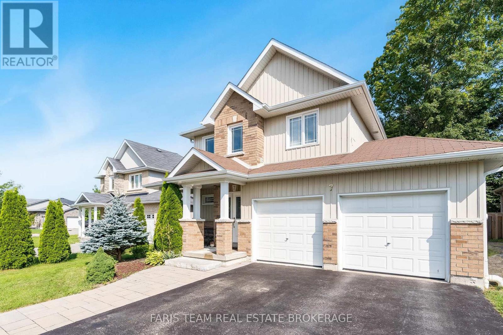 7 Mancini Drive, Essa (Angus), Ontario  L0M 1B1 - Photo 3 - N13701078