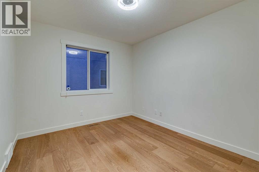 16 Simcrest Point SW, Calgary, Alberta  T3H 4K1 - Photo 21 - A2339079