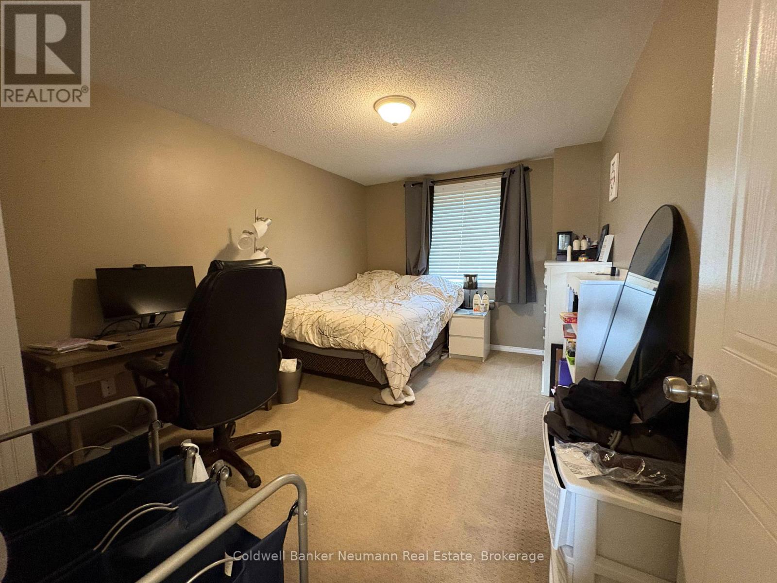 Upper - 120 Moss Place, Guelph, Ontario  N1G 4V4 - Photo 12 - X13701112