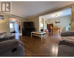 UPPER - 120 MOSS PLACE, guelph (kortright west), Ontario