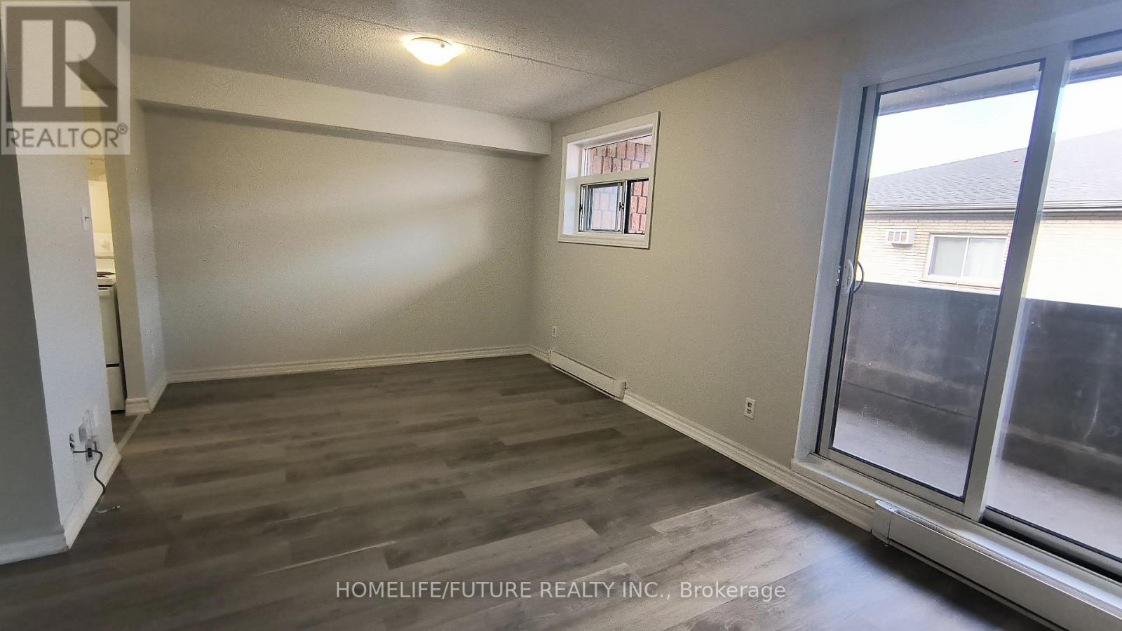 304 - 560 Bloor Street E, Oshawa, Ontario  L1H 3N2 - Photo 6 - E13701076