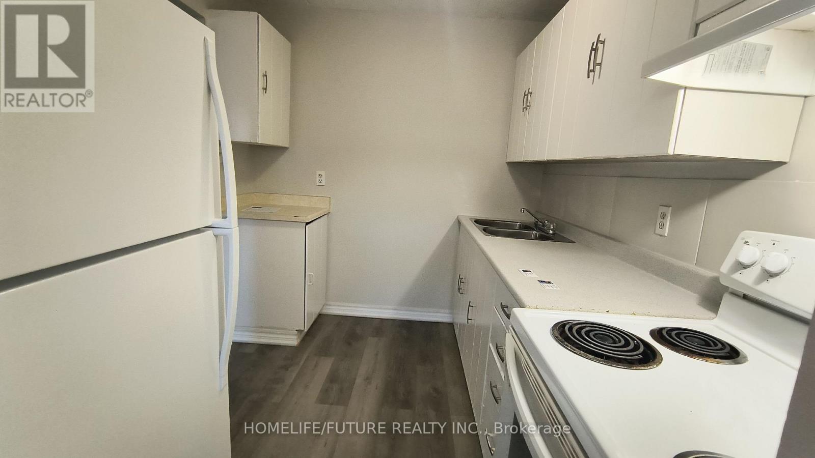 304 - 560 Bloor Street E, Oshawa, Ontario  L1H 3N2 - Photo 8 - E13701076
