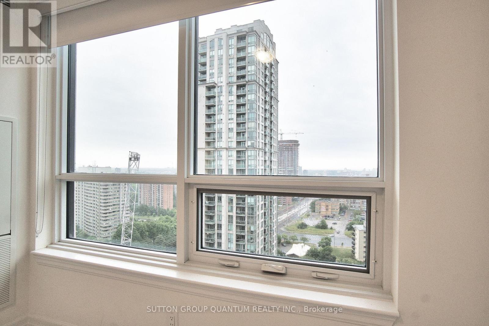 1705 - 30 Elm Drive W, Mississauga, Ontario  L5B 0N6 - Photo 12 - W13701022