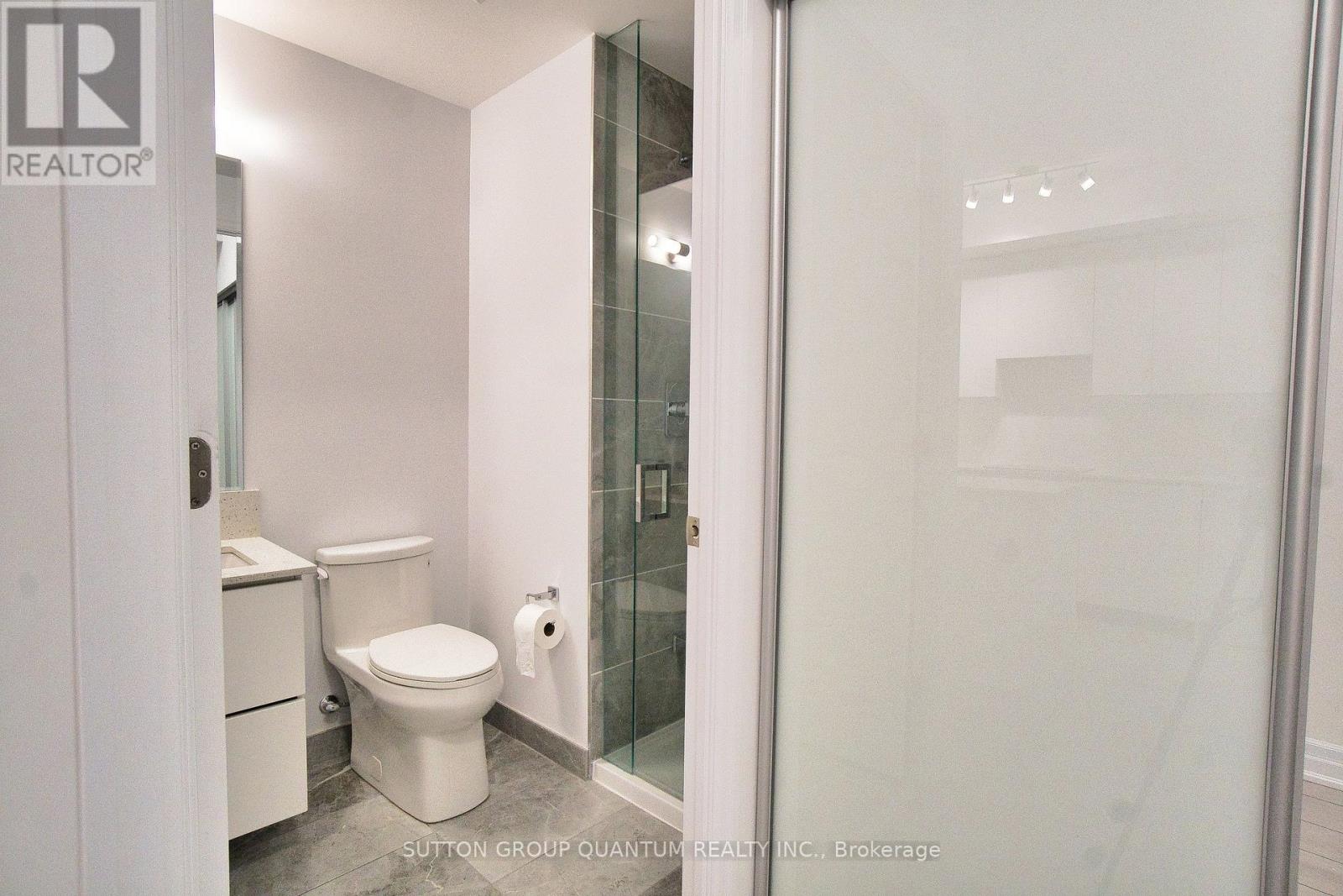 1705 - 30 Elm Drive W, Mississauga, Ontario  L5B 0N6 - Photo 6 - W13701022