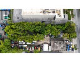 100 CARTWRIGHT AVENUE, Toronto, Ontario