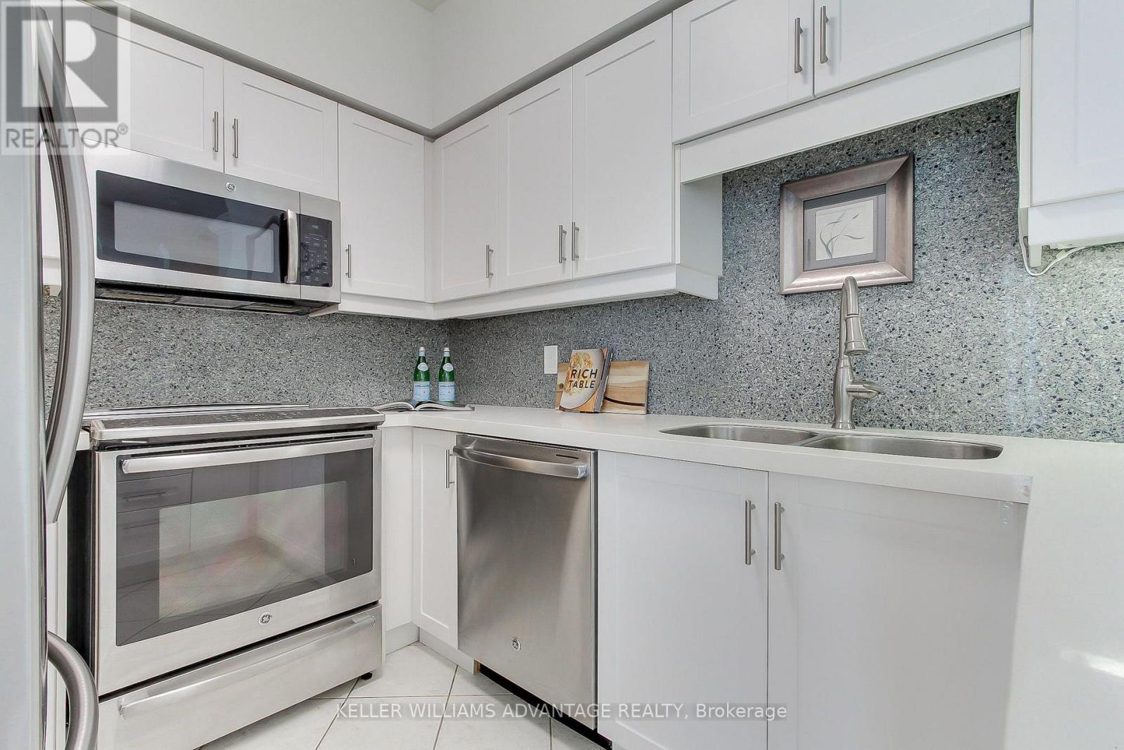 507 - 5 Marine Parade Drive, Toronto, Ontario M8V 4B4 - Photo 6 - W13701052