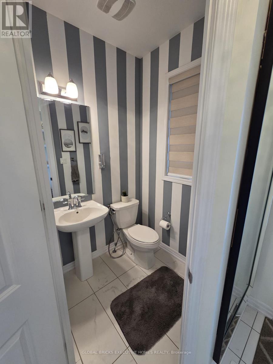 3461 Eternity Way, Oakville, Ontario  L6H 0Y2 - Photo 11 - W13701056