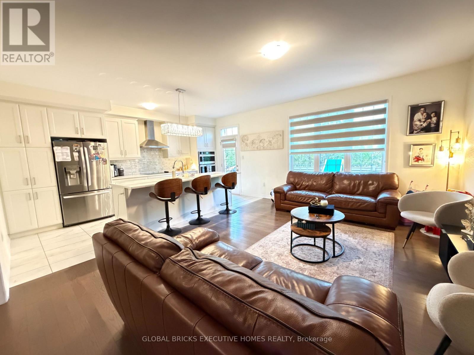 3461 Eternity Way, Oakville, Ontario  L6H 0Y2 - Photo 4 - W13701056
