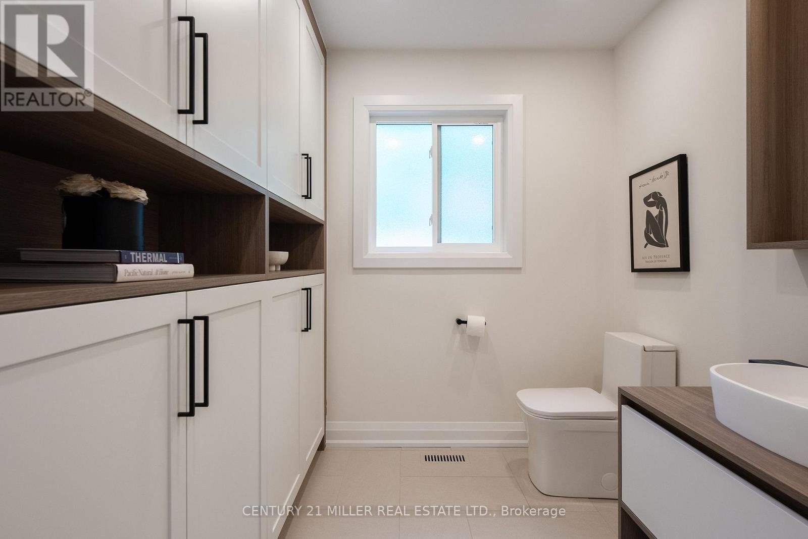 579 Fourth Line, Oakville, Ontario L6L 5B1 - Photo 20 - W13701108