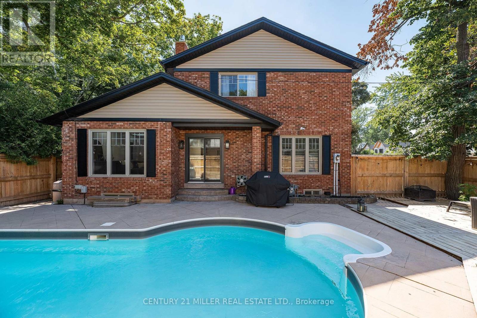 579 Fourth Line, Oakville, Ontario L6L 5B1 - Photo 38 - W13701108