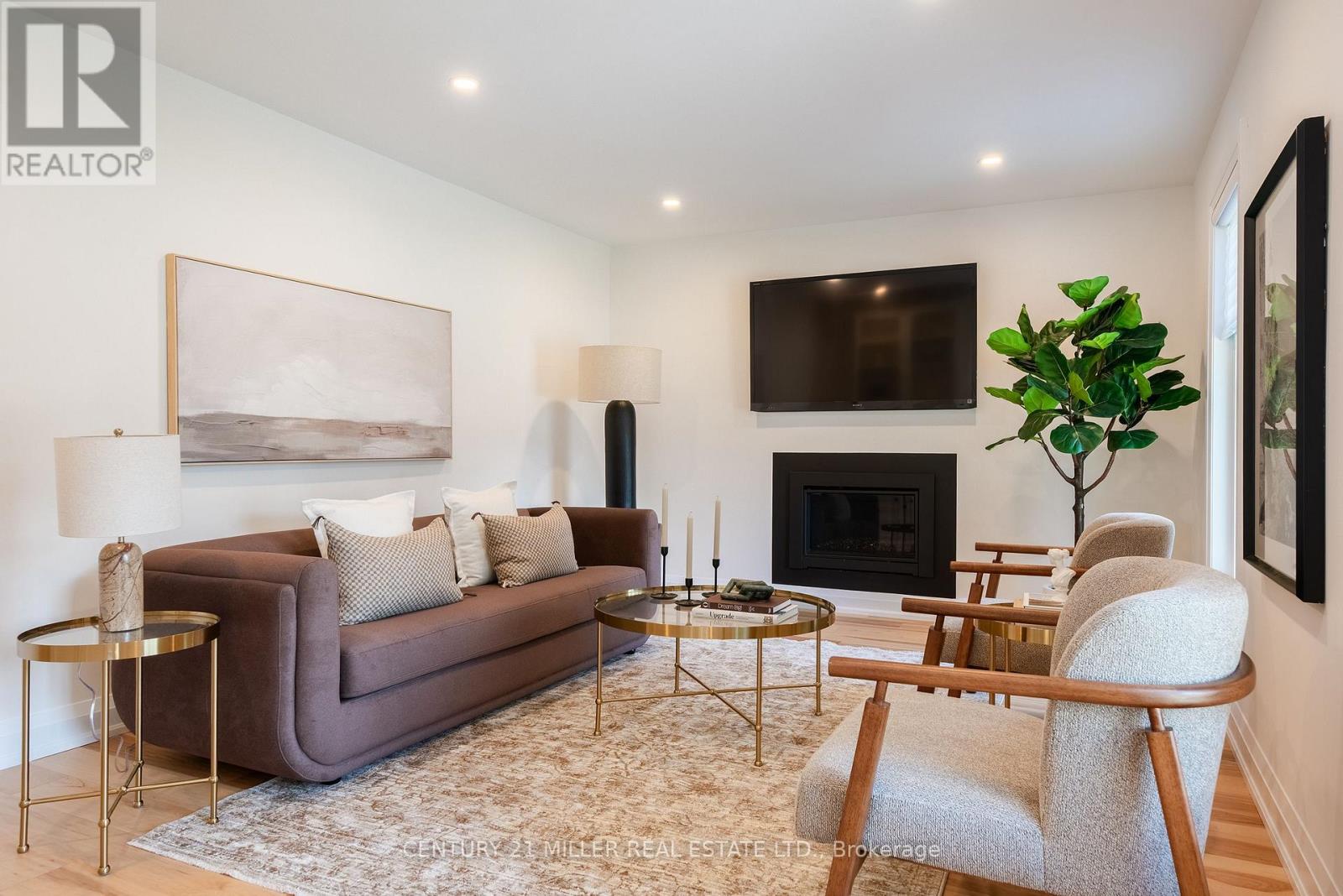 579 Fourth Line, Oakville, Ontario L6L 5B1 - Photo 6 - W13701108