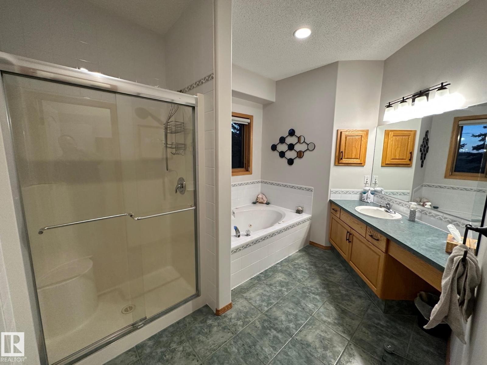27519 79 Av, Stony Plain, Alberta  T7Z 1Y4 - Photo 43 - E4504634