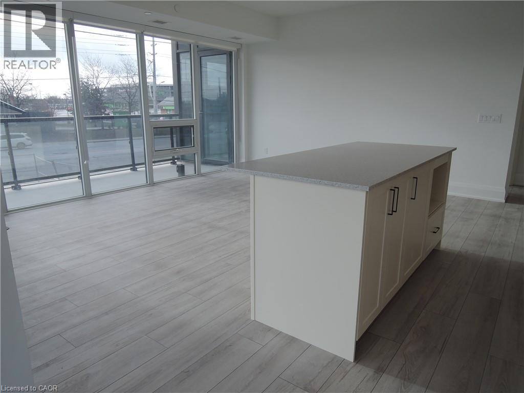 1035 Southdown Road Unit# 208, Mississauga, Ontario  L5J 0A2 - Photo 8 - 40856988