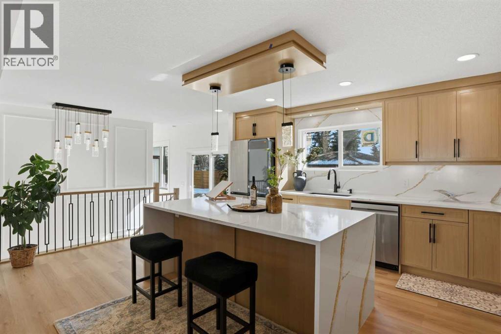 1303 87 Avenue Sw, Calgary, Alberta  T2V 0W2 - Photo 13 - A2334937