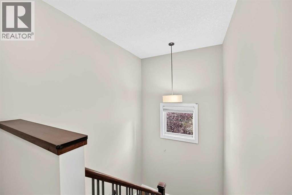 86 Pantego Lane NW, Calgary, Alberta  T3K 0T1 - Photo 34 - A2338242