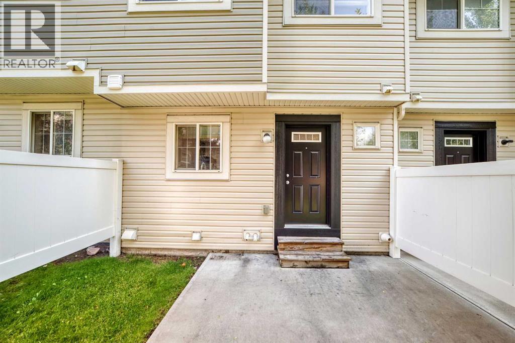 86 Pantego Lane NW, Calgary, Alberta  T3K 0T1 - Photo 40 - A2338242