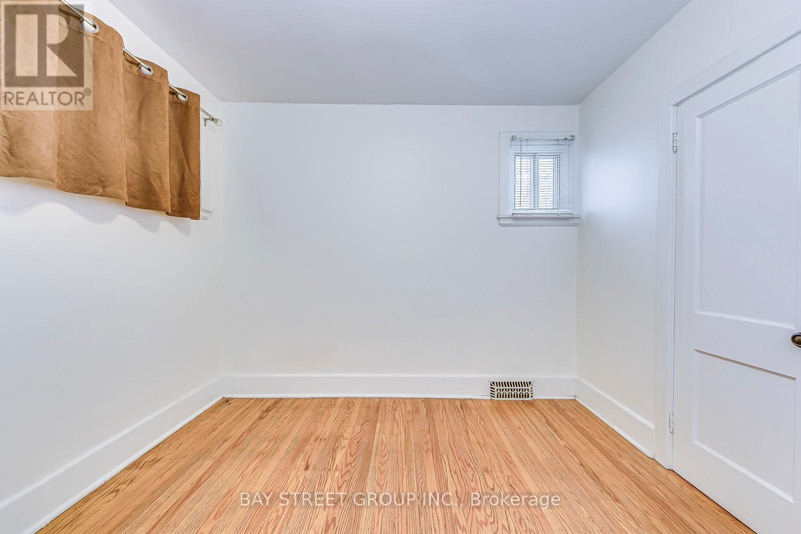 150 Crosthwaite Avenue N, Hamilton, Ontario  L8H 4V5 - Photo 16 - X13701026