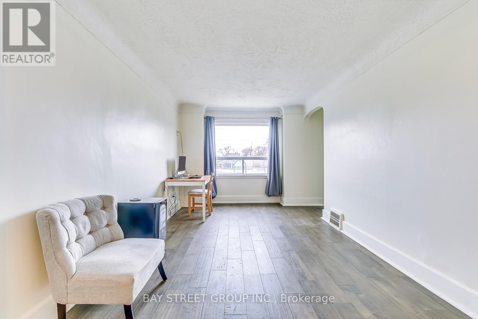 150 Crosthwaite Avenue N, Hamilton, Ontario  L8H 4V5 - Photo 5 - X13701026