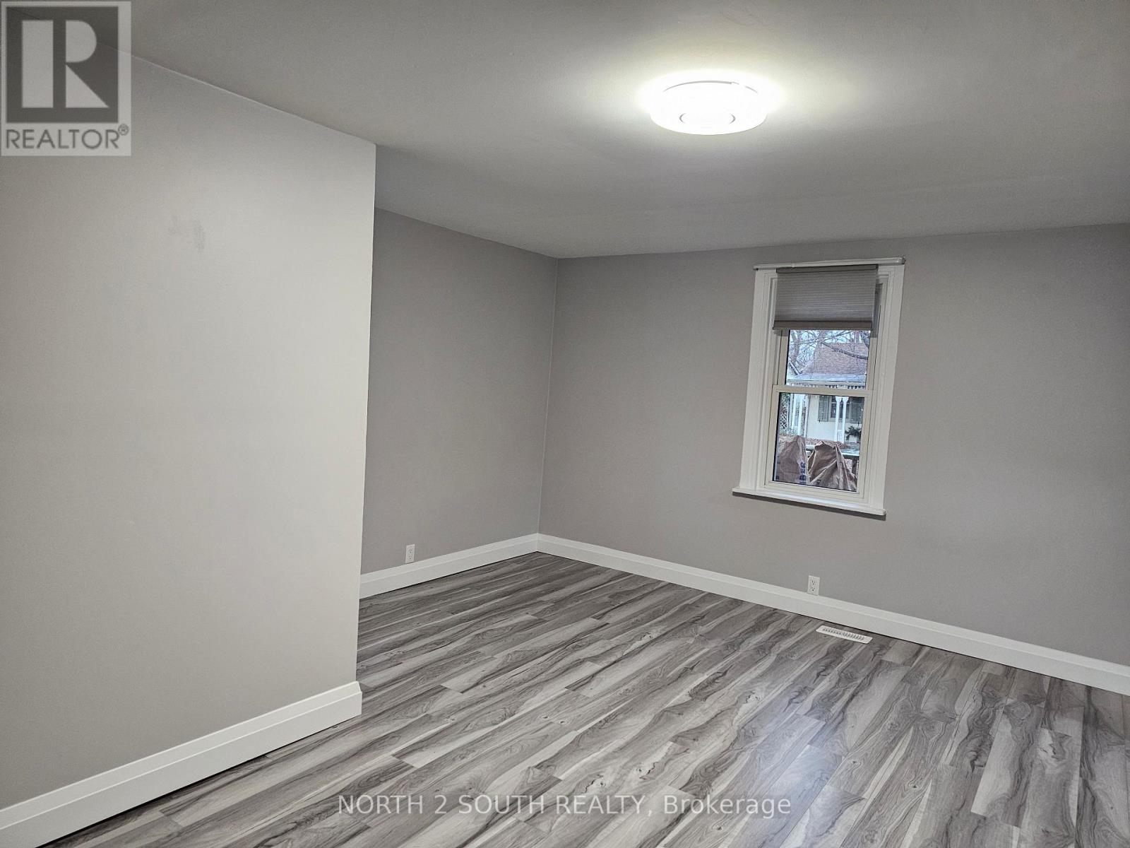 71 Grand River Street S, Brant, Ontario  N3L 2B5 - Photo 10 - X13701028
