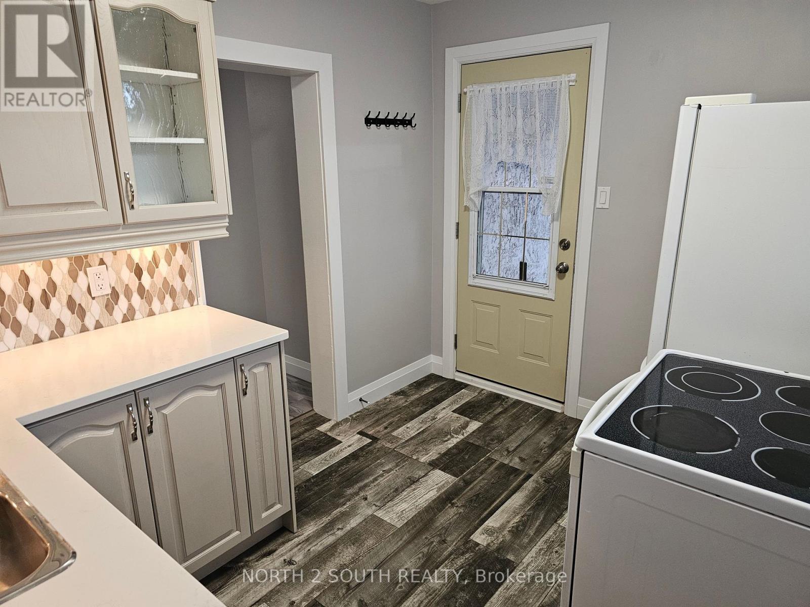 71 Grand River Street S, Brant, Ontario  N3L 2B5 - Photo 12 - X13701028