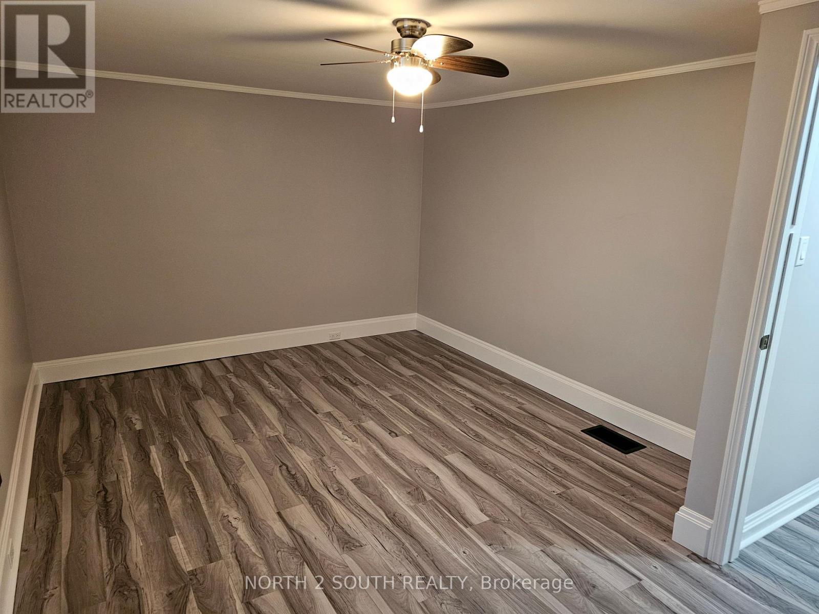 71 Grand River Street S, Brant, Ontario  N3L 2B5 - Photo 25 - X13701028