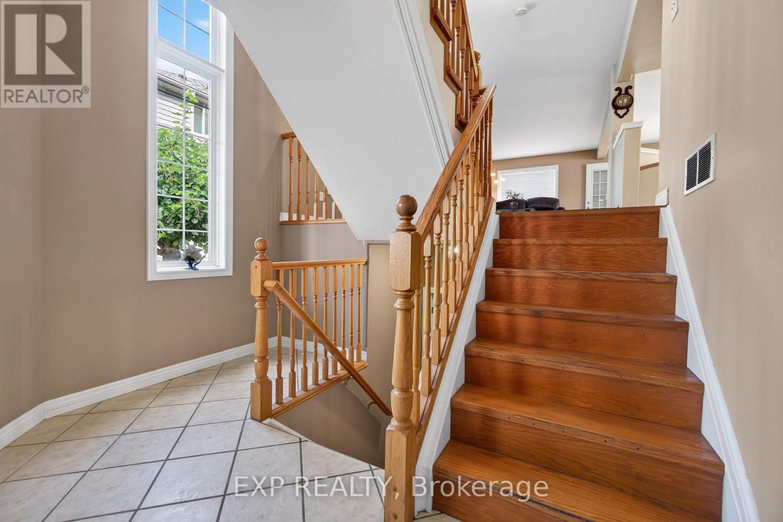 141 Starwood Drive, Guelph, Ontario  N1E 7G7 - Photo 12 - X13701038