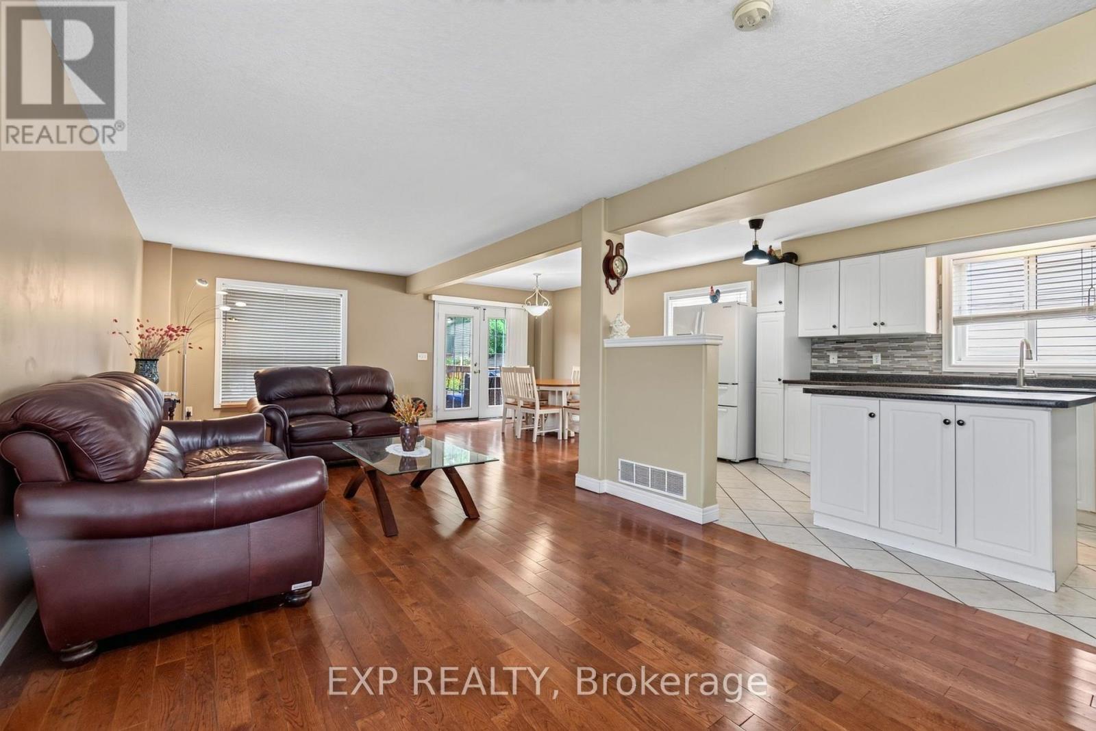 141 Starwood Drive, Guelph, Ontario  N1E 7G7 - Photo 13 - X13701038