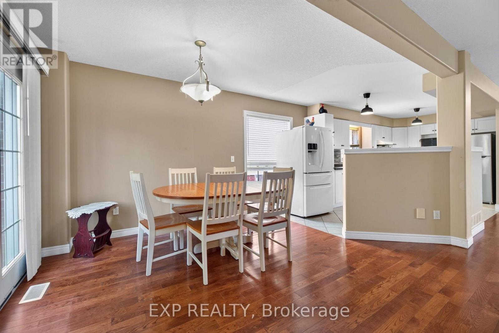 141 Starwood Drive, Guelph, Ontario  N1E 7G7 - Photo 17 - X13701038