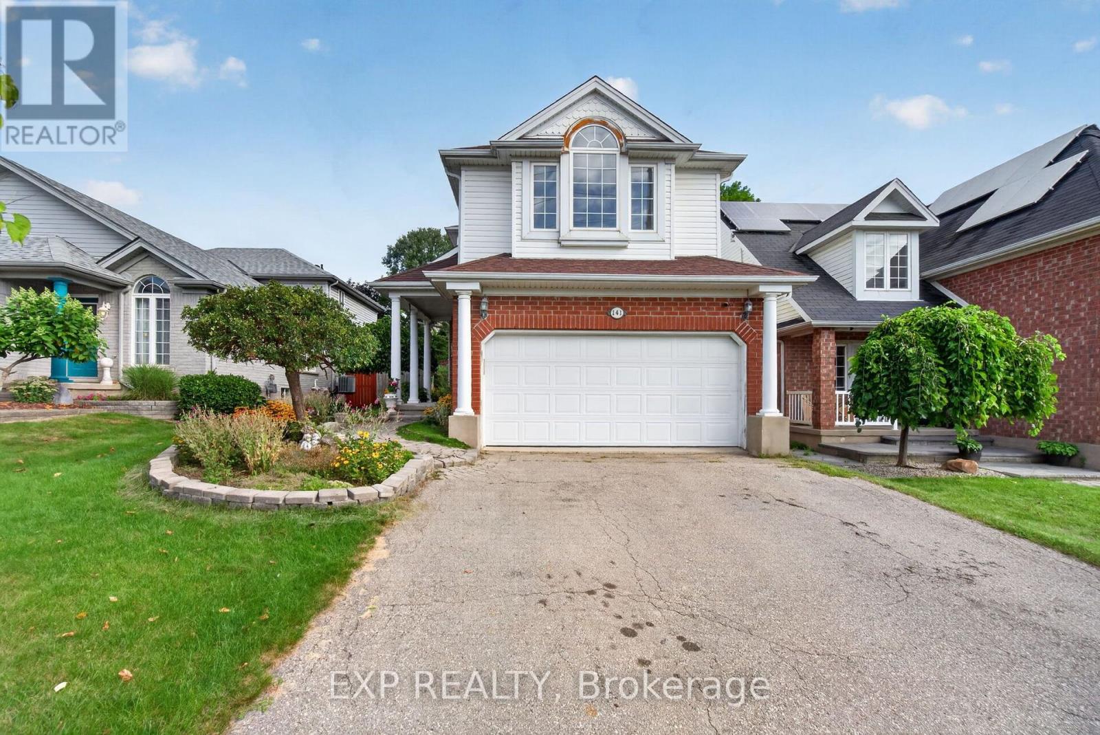 141 Starwood Drive, Guelph, Ontario  N1E 7G7 - Photo 2 - X13701038
