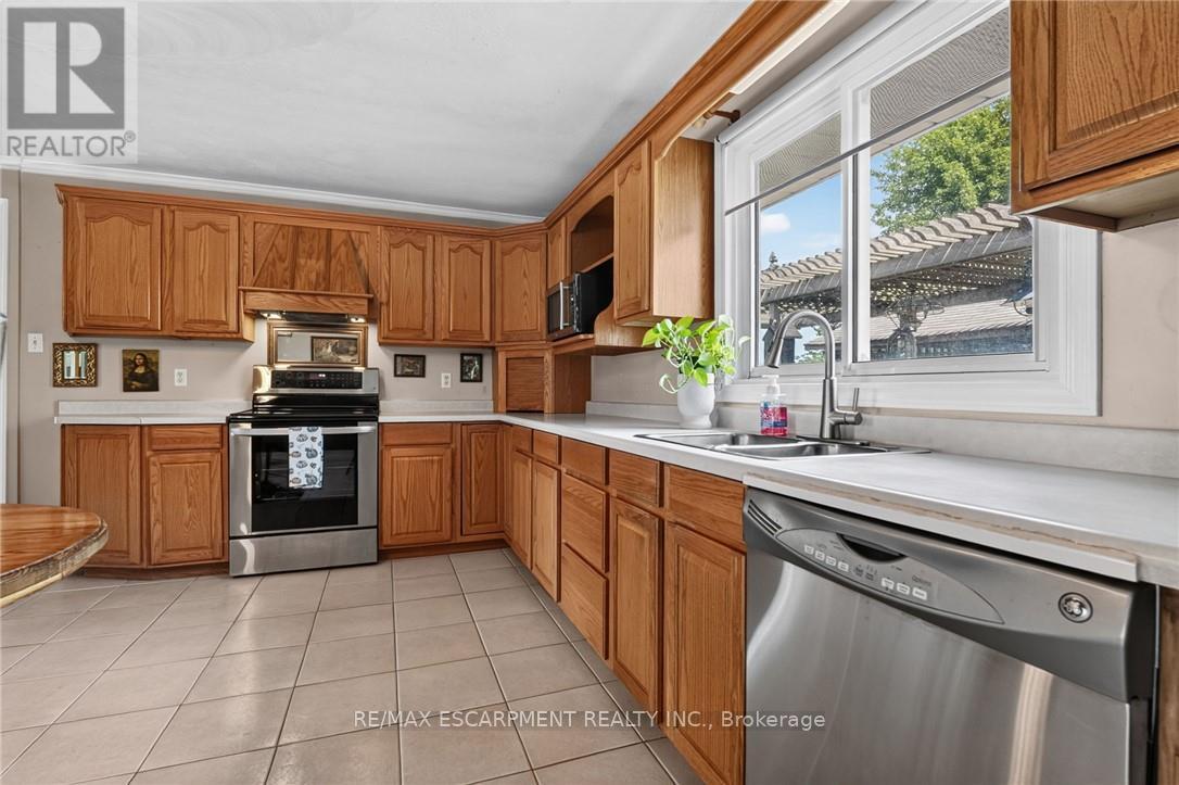 3235 Grassie Road, Grimsby, Ontario  L0R 1M0 - Photo 5 - X13701120