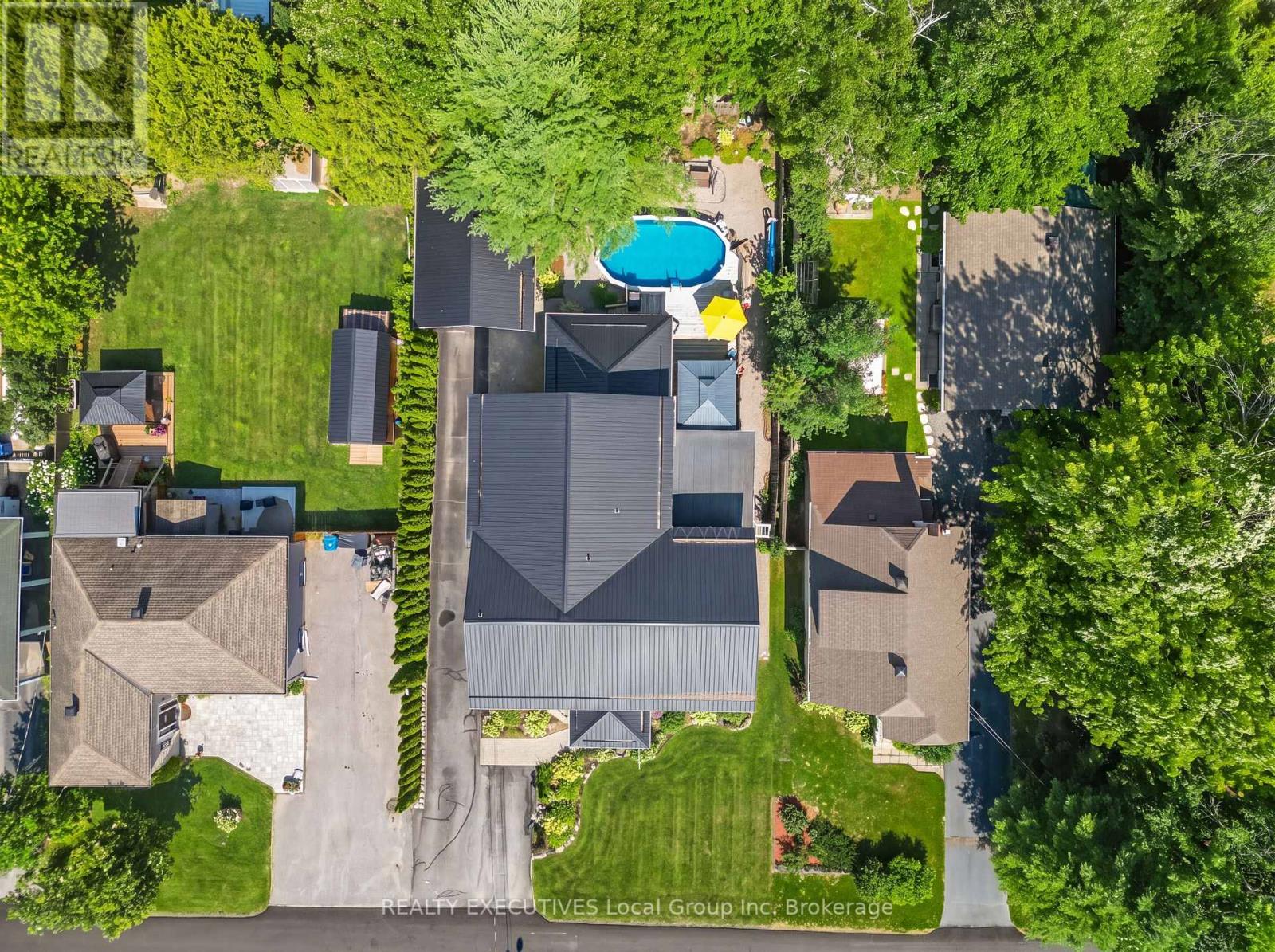 120 Campbell Avenue, North Bay, Ontario  P1A 1V9 - Photo 2 - X13604044