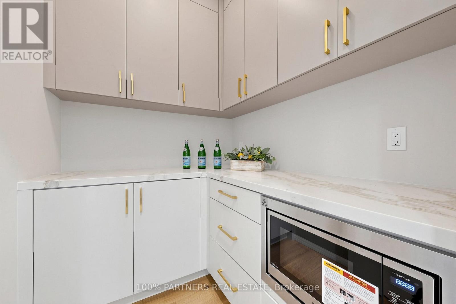 160 Lawrence Avenue, Richmond Hill, Ontario  L4C 1Z5 - Photo 17 - N13488880